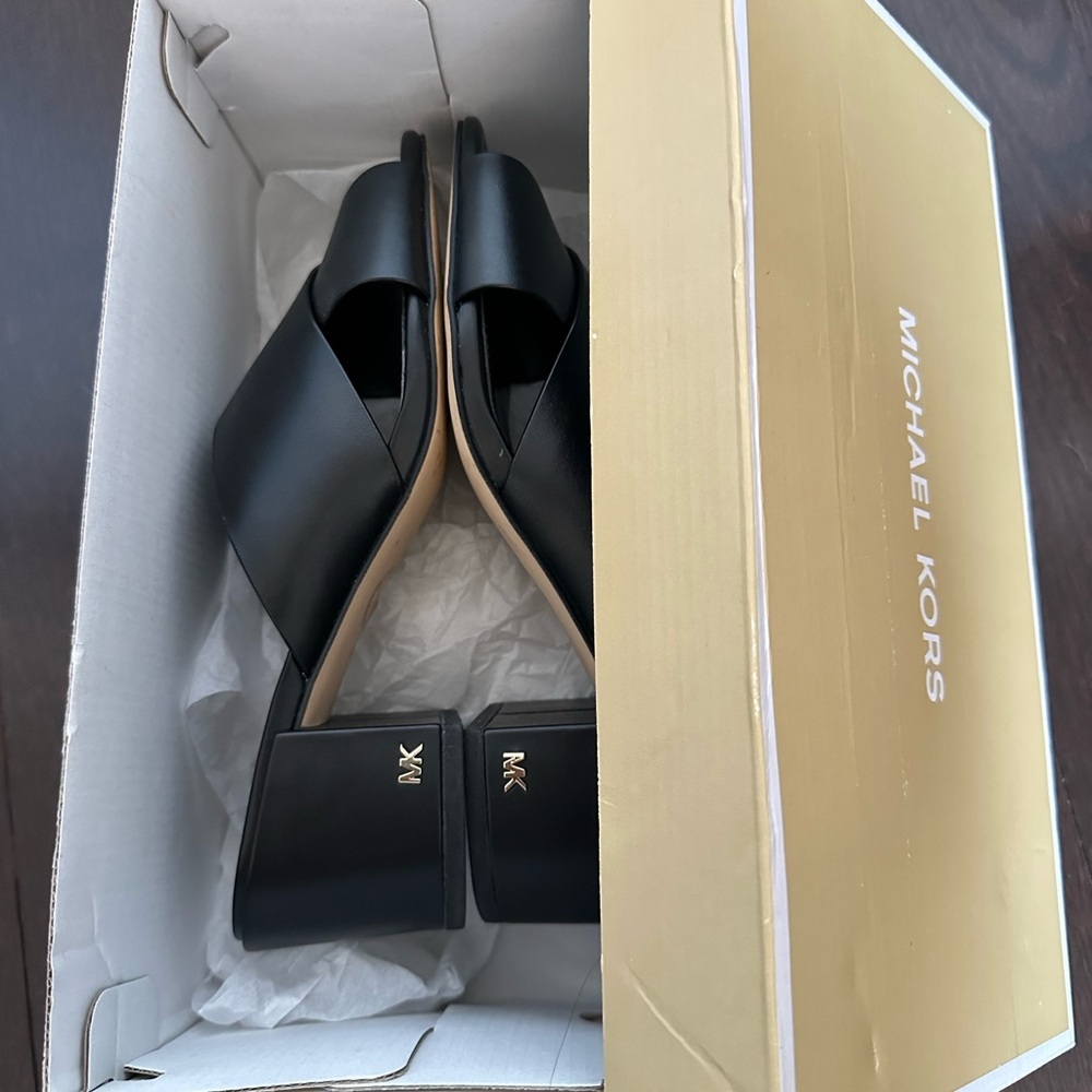 MICHAEL KORS Black Abbot Criss Cross Mules Block Heels | 6.5 | LIKE NEW WITH BOX